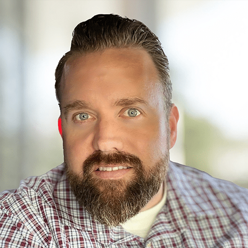 Headshot of Katriel Spiker. HomeRise staff.